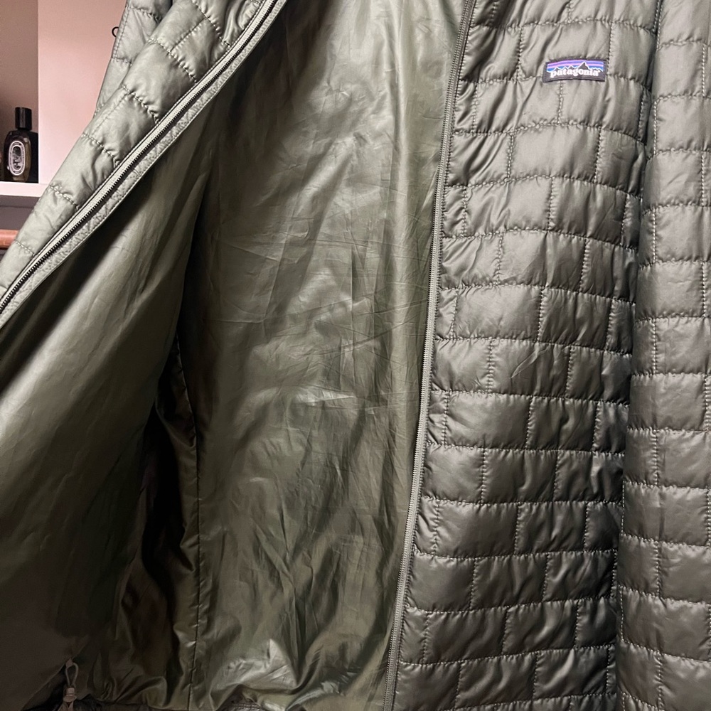 Patagonia Men's Nano Puff® Hoody XXL Olive - Picture 6 of 12